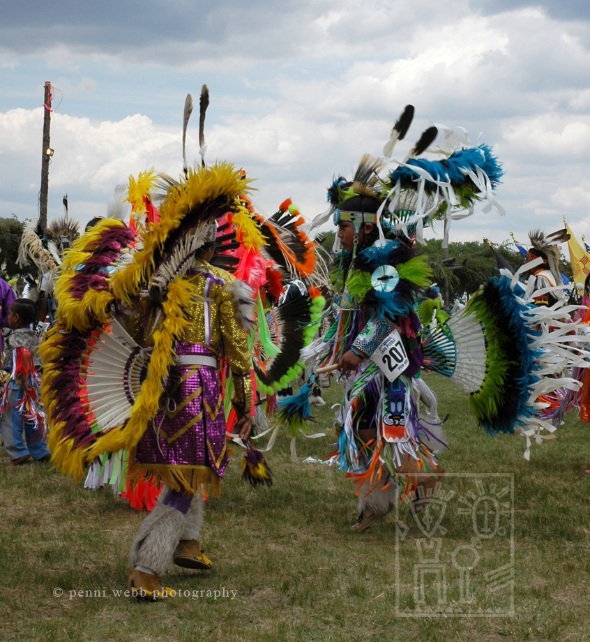Pow_Wow_161_dpi72_wm